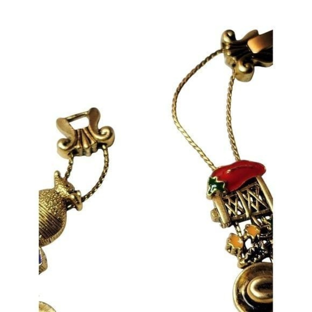 Vintage Texas Charm Bracelet Gold Cowboy Hat Armadillo Slide Bracelet Western - Picture 4 of 7
